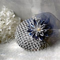 つまみ細工－小禮帽Fascinator。銀月Moon